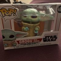 Funko Pop Grogu with cookies Star Wars edition