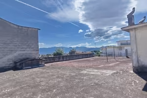 Appartamento di 140 m² con 5 locali a Marigliano