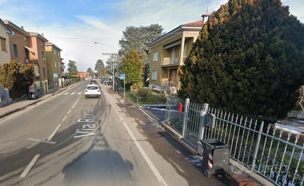 Bilocale VIA ROMA LANGHIRANO CON BALCONE