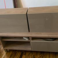 Mibile tv ikea e pensili con sportelli