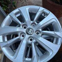 CERCHI IN LEGA PER TOYOTA YARIS CROSS
