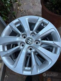 CERCHI IN LEGA PER TOYOTA YARIS CROSS