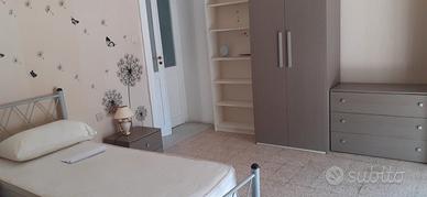 Camera Singola per studentesse Napoli Centro