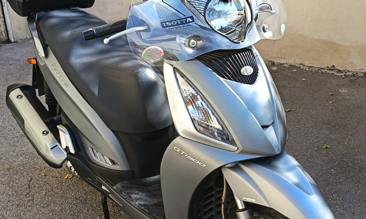 Scooter Kymco People 300 I con ABS