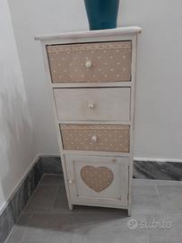 Mobiletto con cassetti