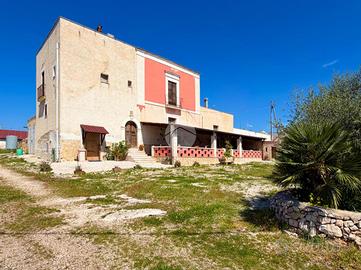 CASA DI CORTE A MANFREDONIA
