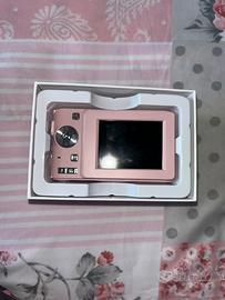 Fotocamera digitale rosa