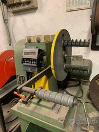 Attrezzatura per avvolgimenti