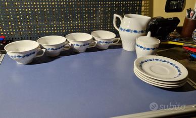 Servizio da tè in porcellana