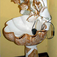 Fontana in ceramica, con luci e pompa