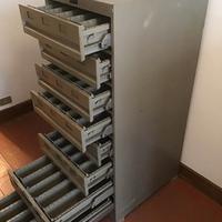 2 Cassettiere Olivetti Synthesis Solo ritiro