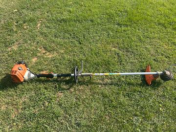 Decespugliatore kombi Stihl KM130 R