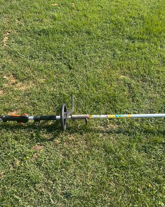 Decespugliatore kombi Stihl KM130 R