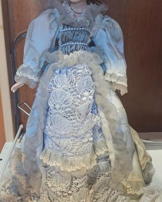 bambole di porcellana 