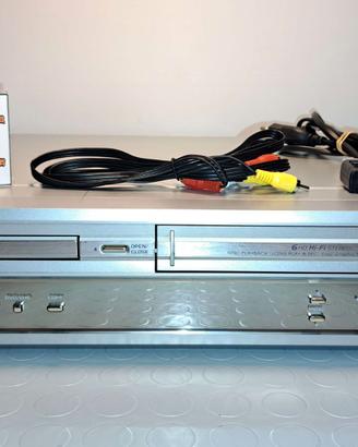 VIDEOREGISTRATORE COMBO LG DVC5930 VHS DVD +CAVI