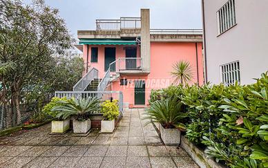 TRILOCALE CON TAVERNA E GIARDINO IN CENTRO A CESEN