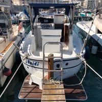 Barca Gozzo poseidon 25 cab