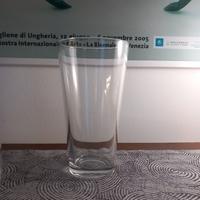 Vaso in vetro design Anne Nilsson per IKEA