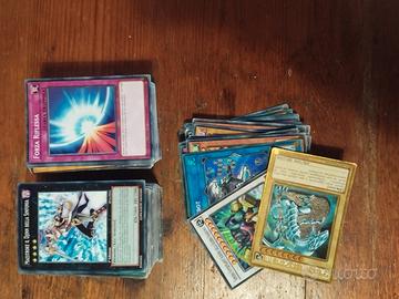 set di carte Yu-Gi-Oh 