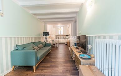 AMPIO TRILOCALE COMPLETAMENTE RISTRUTTURATO!!!