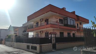 Luminoso Appartamento con terrazzo perimetrale