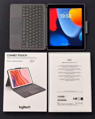 iPad 9 64GB + Logitech Combo Touch
