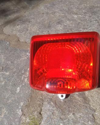 Fanale posteriore Piaggio Vespa 250 GTS