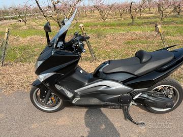 Yamaha Tmax