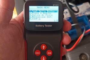 Tester per batteria auto 