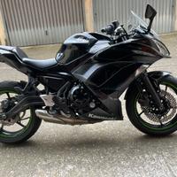 KAWASAKI Ninja-650