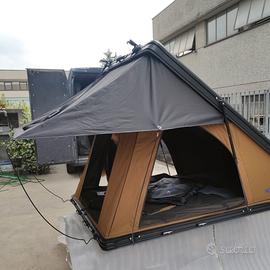 Tenda da tetto con apertura a compasso mod. Agriat