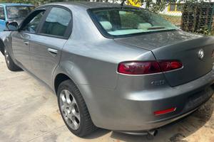 ALFA ROMEO 159 per ricambi usati