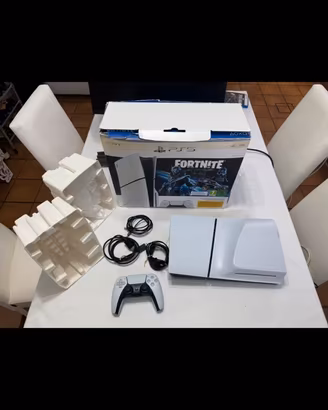 PlayStation 5 Slim 1TB con disco e scatola