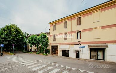 2 LOCALI MANSARDATO A DUE PASSI DAL CENTRO