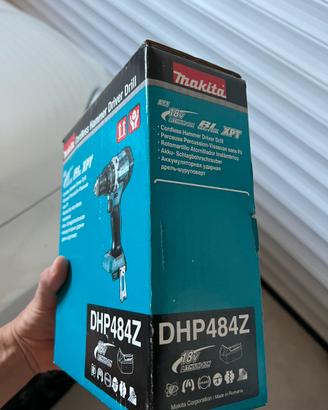 Avvitatore a percussione Makita