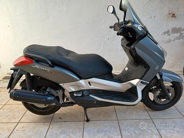 Yamaha X-Max 125 - 2010