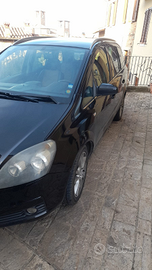 Auto opel zafira