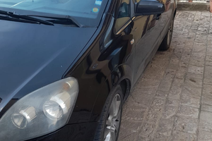 Auto opel zafira