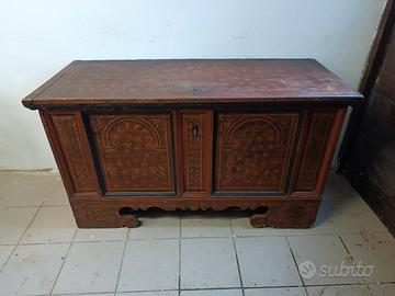 cassapanca antica 