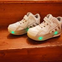 Scarpe con rotelle removibili numero 37