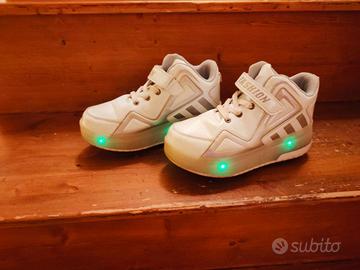 Scarpe con rotelle removibili numero 37