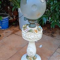 Lampada in porcellana di Capodimonte