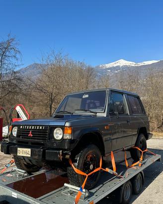 Mitsubishi Pajero 2.5 4x4