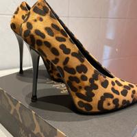 Décolleté maculato