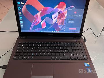 Notebook i3 con lettore DVD