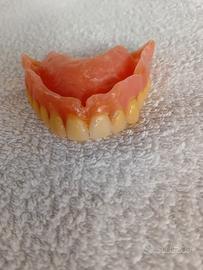 Dentiera superiore ed inferiore