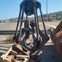 Benna a polipo, 2 benne meccaniche + bozzelli