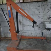 Sollevatore (capra) idraulico motori