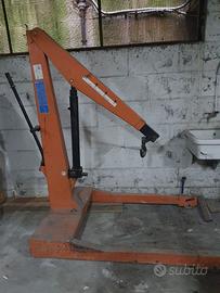 Sollevatore (capra) idraulico motori