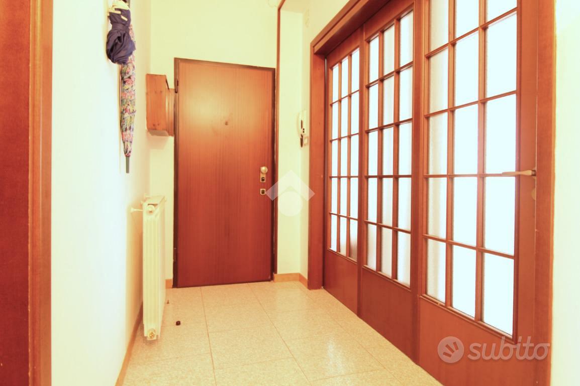 4 LOCALI A SASSARI - Vista 6